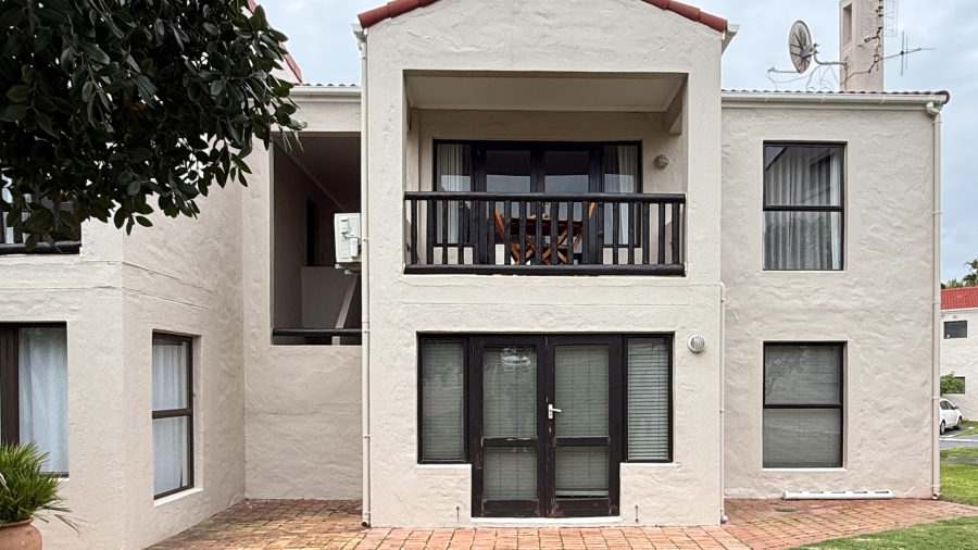 2 Bedroom Property for Sale in Greenways Golf Estate Western Cape